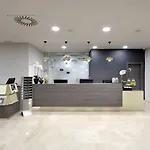 Отель Exe Wtc