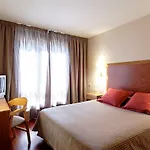 Exe Wtc Отель 3*