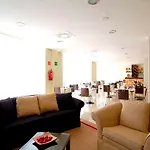 Exe Wtc Отель Сарагоса