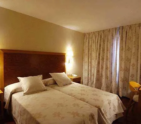 Hotel Exe Wtc 3*